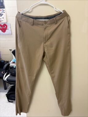 On Running Men's Tan Performance Chinos